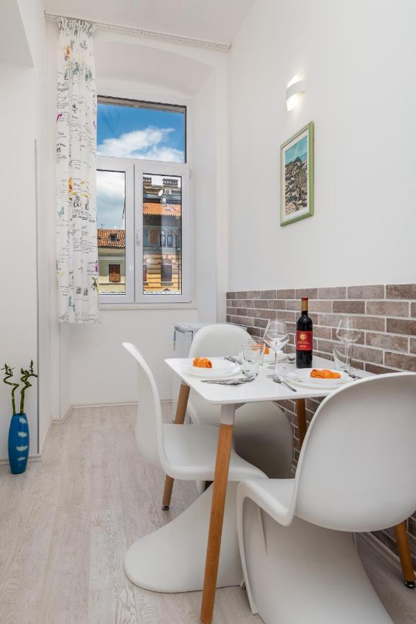Rijeka With Love Center 외부 사진